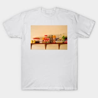 cli kitchen spices T-Shirt